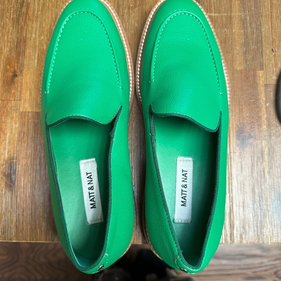 Matt & Nat W's Vegan Loafer- green W39 - Picture 2 of 4